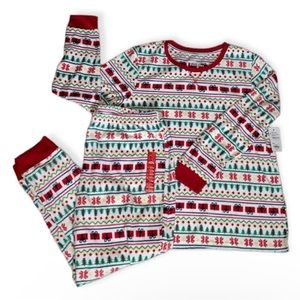 Jammies For Your Families Sleep Set